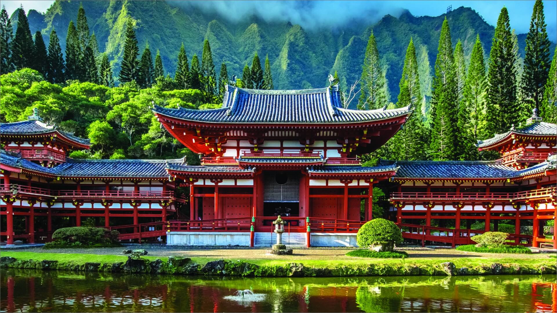 The Byodo In Temple The Byodo In Temple